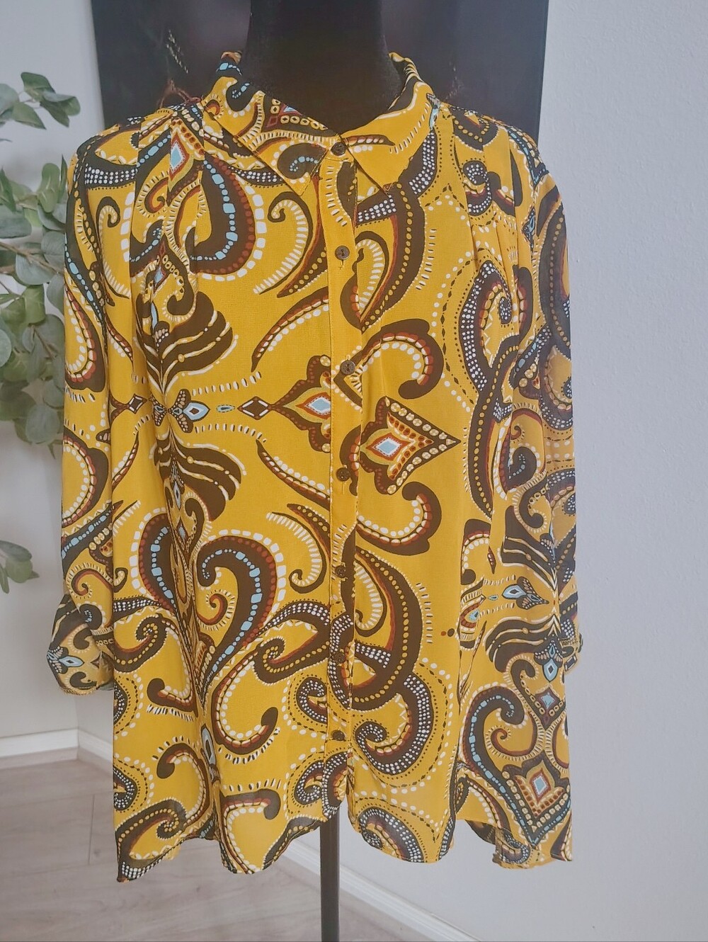 Nicole Miller Chiffon Yellow Paisley Button-Up Blouse Size XL